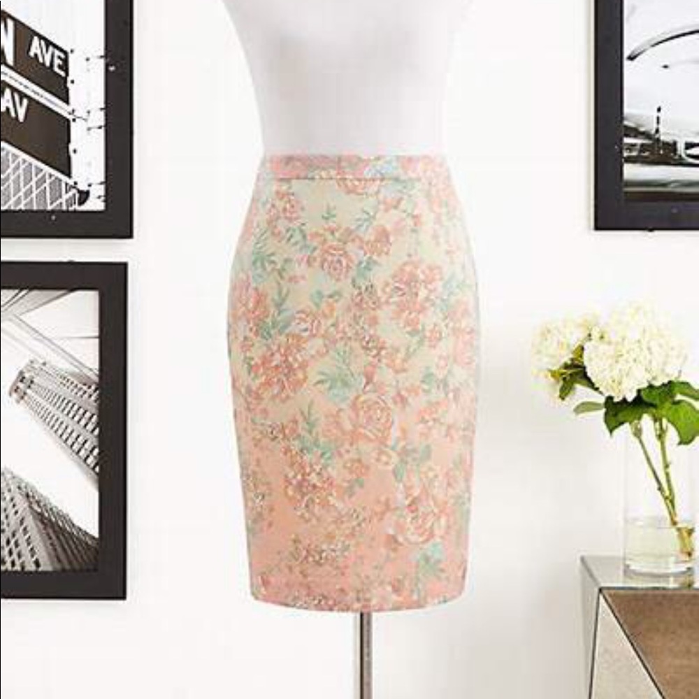 Floral satin yellow to peach ombré Pencil Skirt